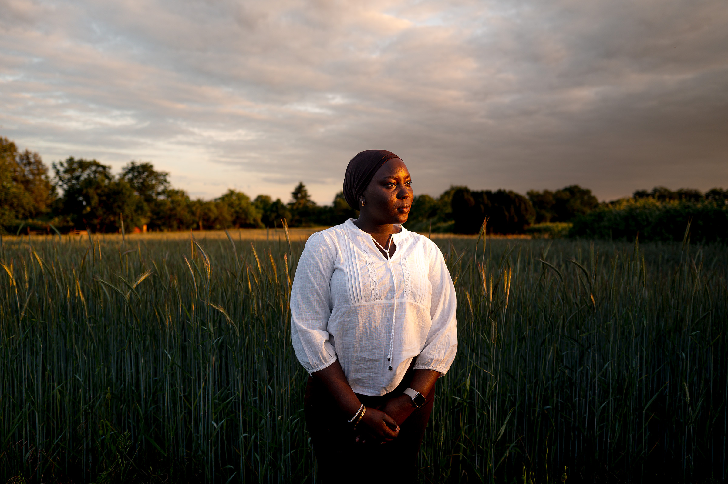 Maman Penda Sow - Die Stipendiatin der Peter-Fuld-Stiftung im Porträt. Fotografiert am 26.05.2025 in den Schwanheimer Dünen in Frankfurt am Main.