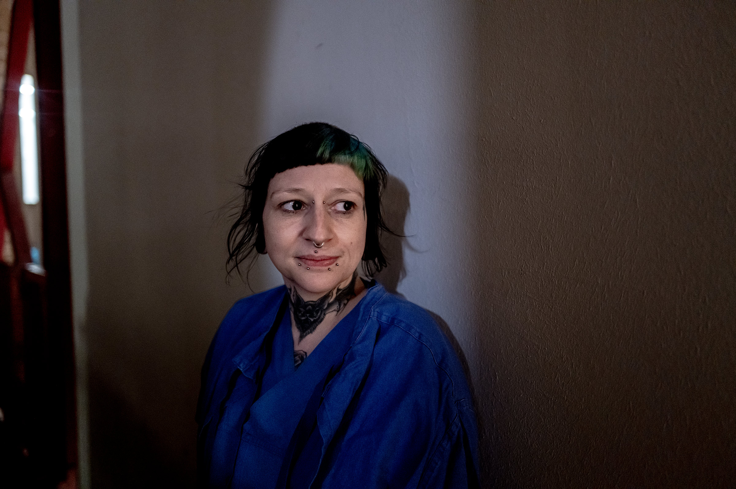 Jenny arbeitet seit 2009 als Fachkrankenschwester für Anästhesie und Intensivmedizin und seit ein paar Jahren als stellvertretende Stationsleitung.